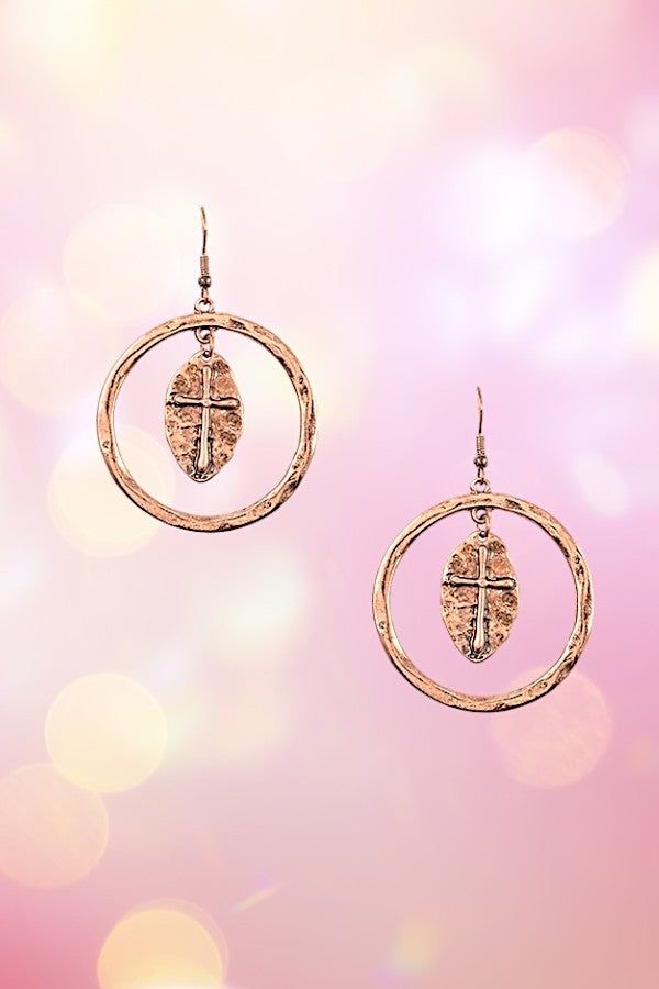 ETCHED CROSS DANGLE CIRCLE EARRING
