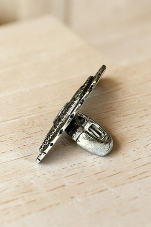 WESTERN AZTEC OVAL CONCHO STATEMENT STRETCH RING