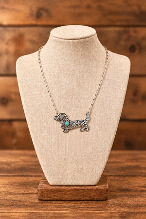 TQ GEM ACCENT DACHSHUND PENDANT CHAIN NECKLACE