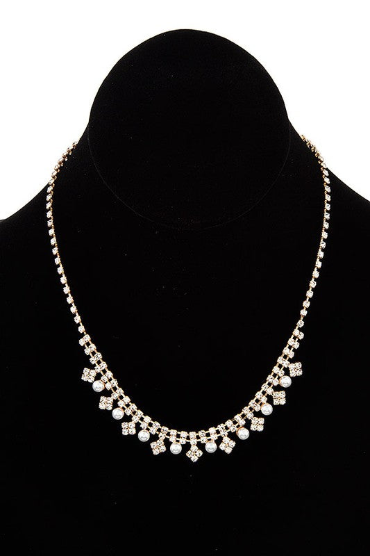 RHINESTONE AND PEARL NECKLACE