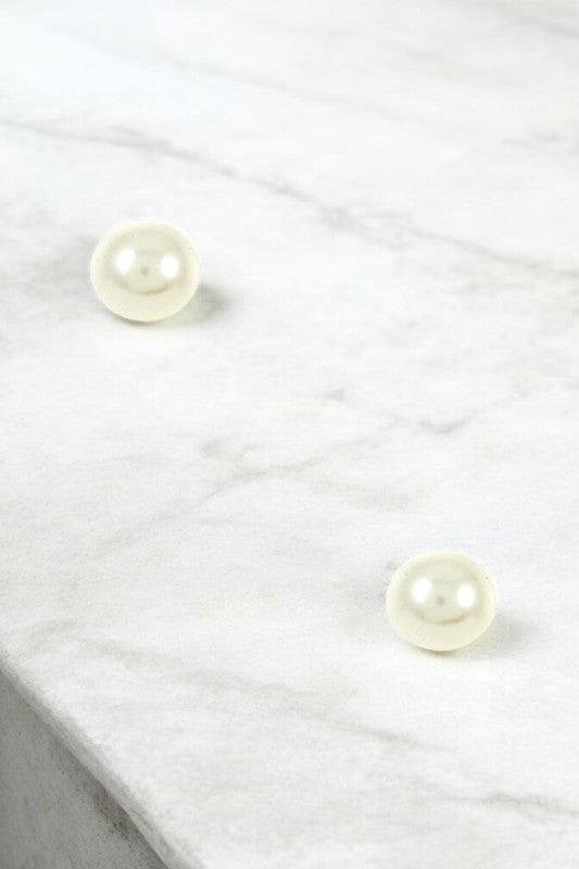 Dainty Pearl Post Earring