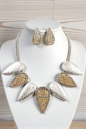 TEARDROP LINK BIB NECKLACE SET