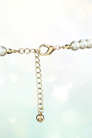 CLUSTER PEARL AND GEM BIB NECKLACE SET