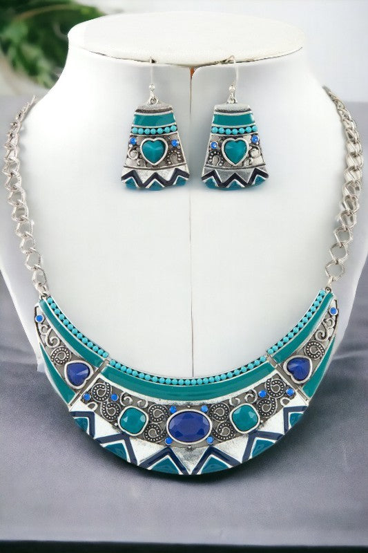 Curved Tribal Accent Metal Necklace Set