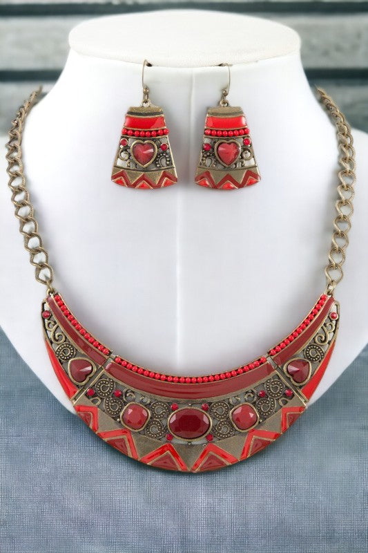 Curved Tribal Accent Metal Necklace Set