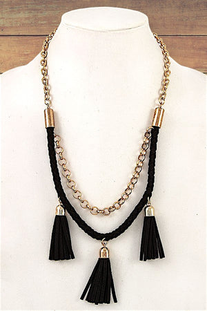 FAUX SUEDE TASSEL PENDANT NECKLACE