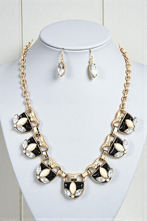 SEMI ORNATE HALF STONE LINK COLLAR NECKLACE SET