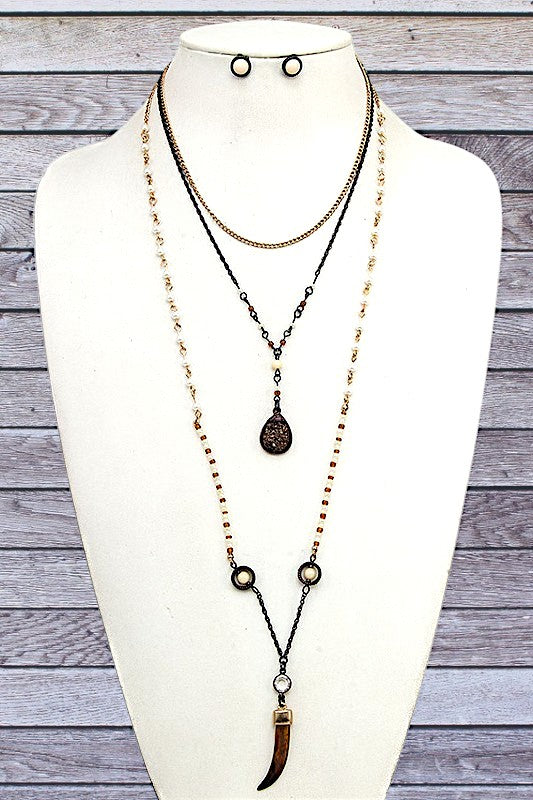 HORN PENDANT LAYERED NECKLACE SET