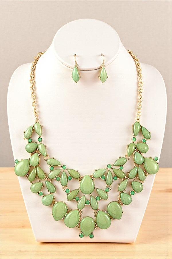 FRAMED STONE BIB NECKLACE SET