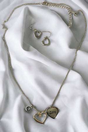 Multi Heart Pendant Necklace Set
