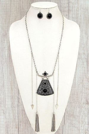 TRIBAL THEME ETCHED GEM PENDANT TASSEL NECKLACE AND MATCHING GEM DANGLE EARRING SET