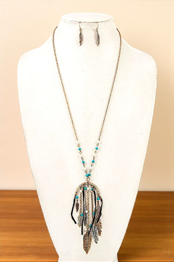 ELONGATED LEAF ETCHED DANGLE PENDANT NECKLACE