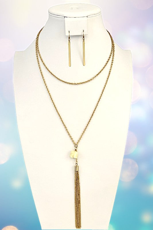 Elongated Elephant Pendant Necklace Set