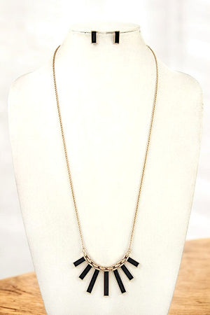 ELONGATED FRINGE GEM PENDANT NECKLACE SET