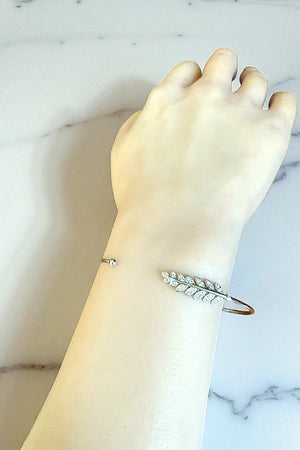 CZ LEAF ACCENT THIN CUFF BRACELET