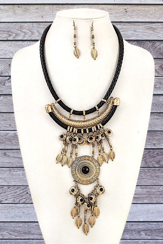 ELONGATED DANGLE ORNATE BIB NECKLACE SET