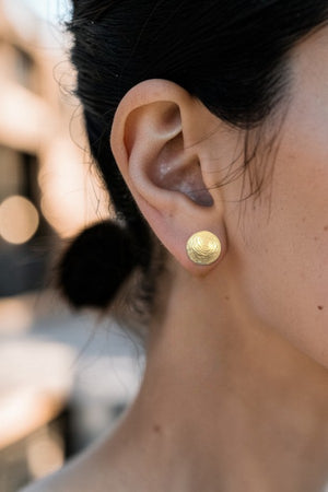 ETCHED HALF SPHERE POST EARRING