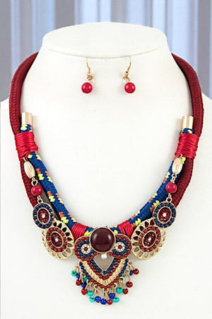ROUND ORNATE ROPE BIB NECKLACE SET