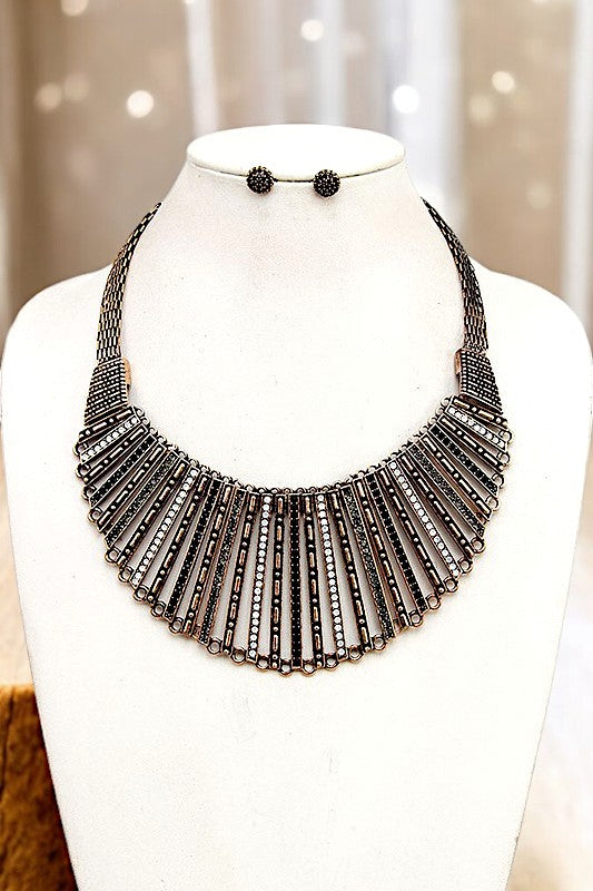 BAR LINK BIB NECKLACE SET