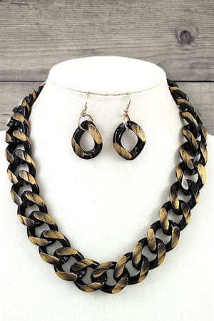 WIDE FLAT EDGE CHUNKY CHAIN NECKLACE EARRING SET