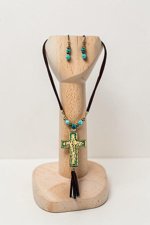 HAMMERED CROSS ACCENT FAUX SUEDE TASSEL CORD NECKLACE AND BEAD DANGLE EARRING SET