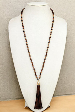 ELONGATED WOODEN BEAD TASSEL NECKLACE