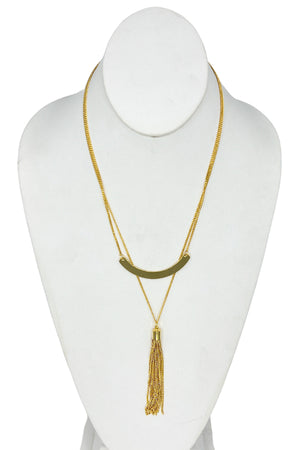 Curved Metal Chain Tassel Layerd Necklace