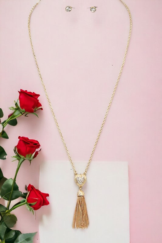 Dainty Heart Tassel Pendant Necklace