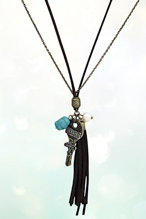 KEY TASSEL PENDANT DOUBLE NECKLACE SET