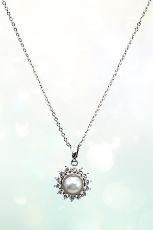 CZ STONE PEARL FRAME PENDANT NECKLACE