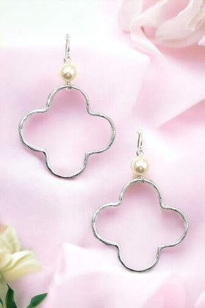 Clover Cut Out Dangle Earring