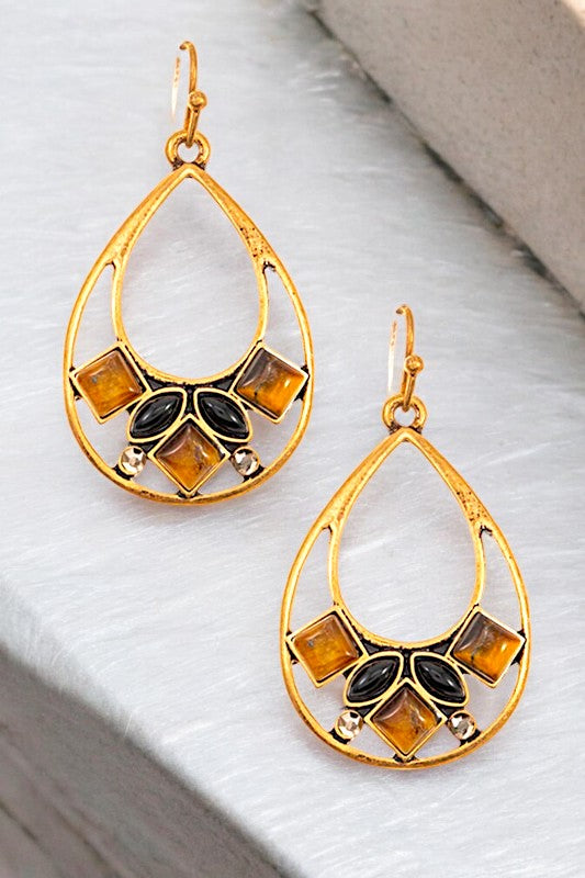 TEARDROP CUT OUT DANGLE EARRING