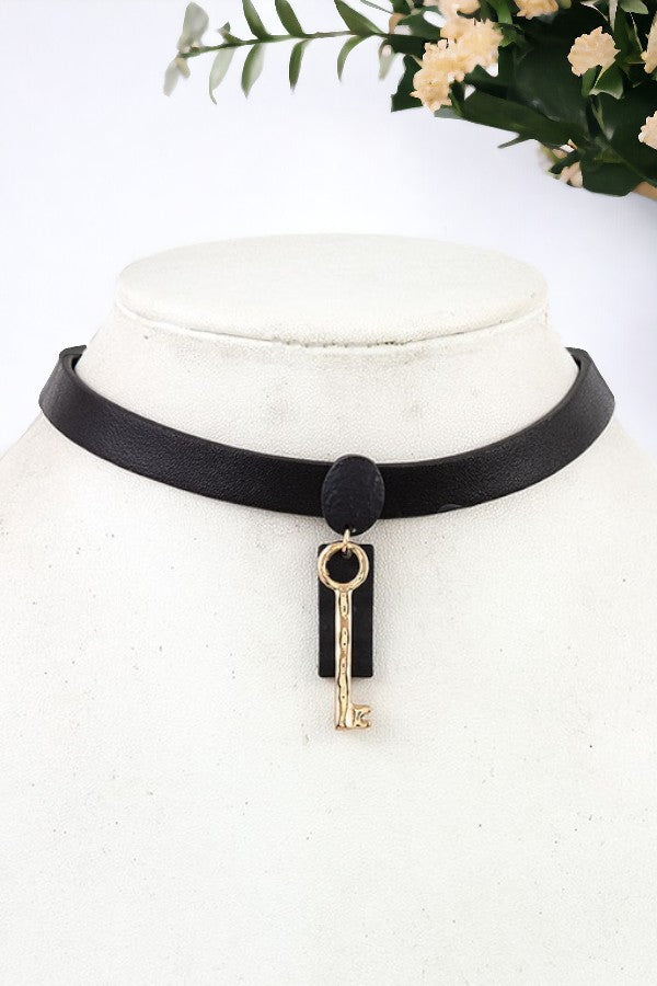 Bar Key Pendant Choker Necklace