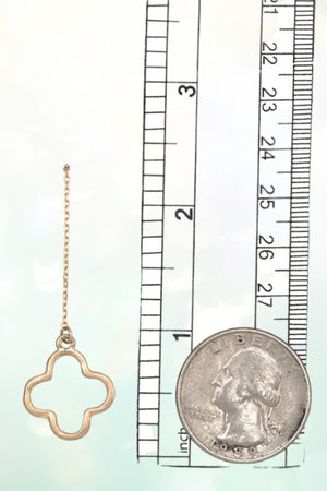CLOVER WIRE CHAIN DROP EARRING