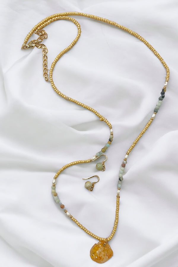 Elongated Bead Stone Pendant Necklace Set