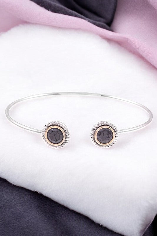 Cubic ZIrconia Stone Tip  Bangle Bracelet