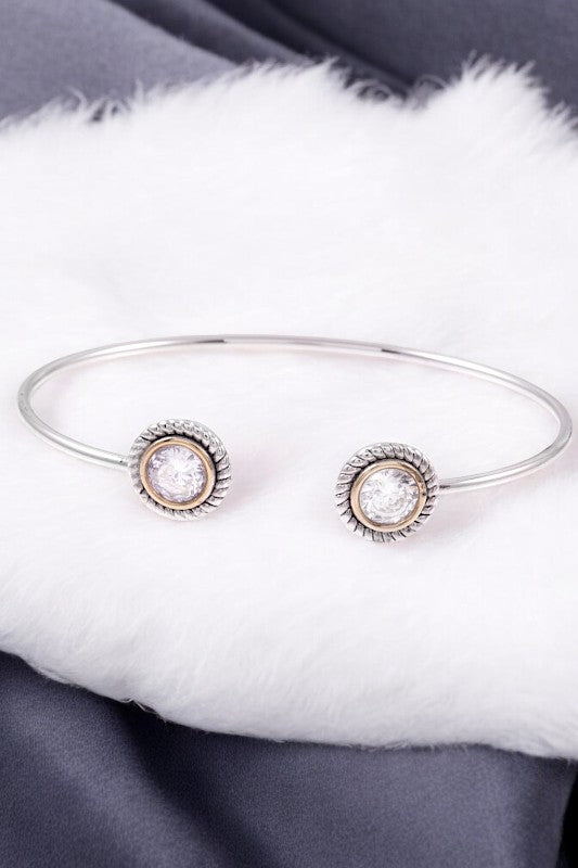 Cubic ZIrconia Stone Tip  Bangle Bracelet