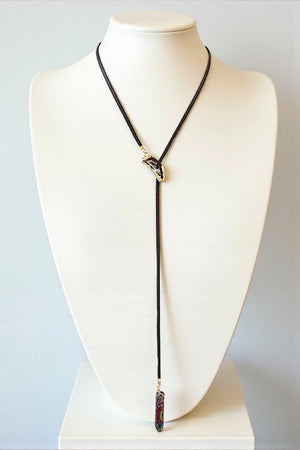 FAUX LEATHER STONE PENDANT LARIAT Y NECKLACE