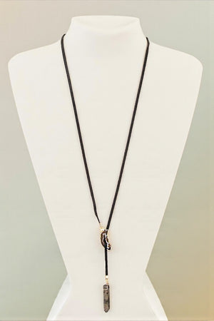 FAUX LEATHER STONE PENDANT LARIAT Y NECKLACE