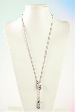 FAUX LEATHER STONE PENDANT LARIAT Y NECKLACE