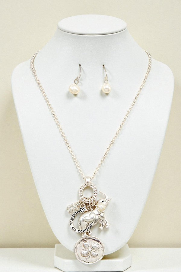 MULTI LUCKY CHARM PENDANT NECKLACE SET