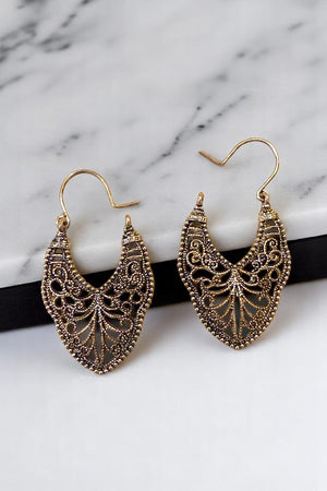 VINTAGE BUTTERFLY LIKE CUT OUT DANGLE EARRING