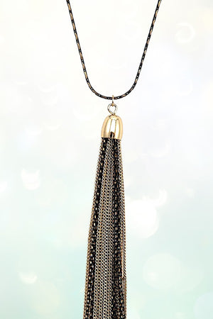 OBLONG CHAIN TASSEL NECKLACE