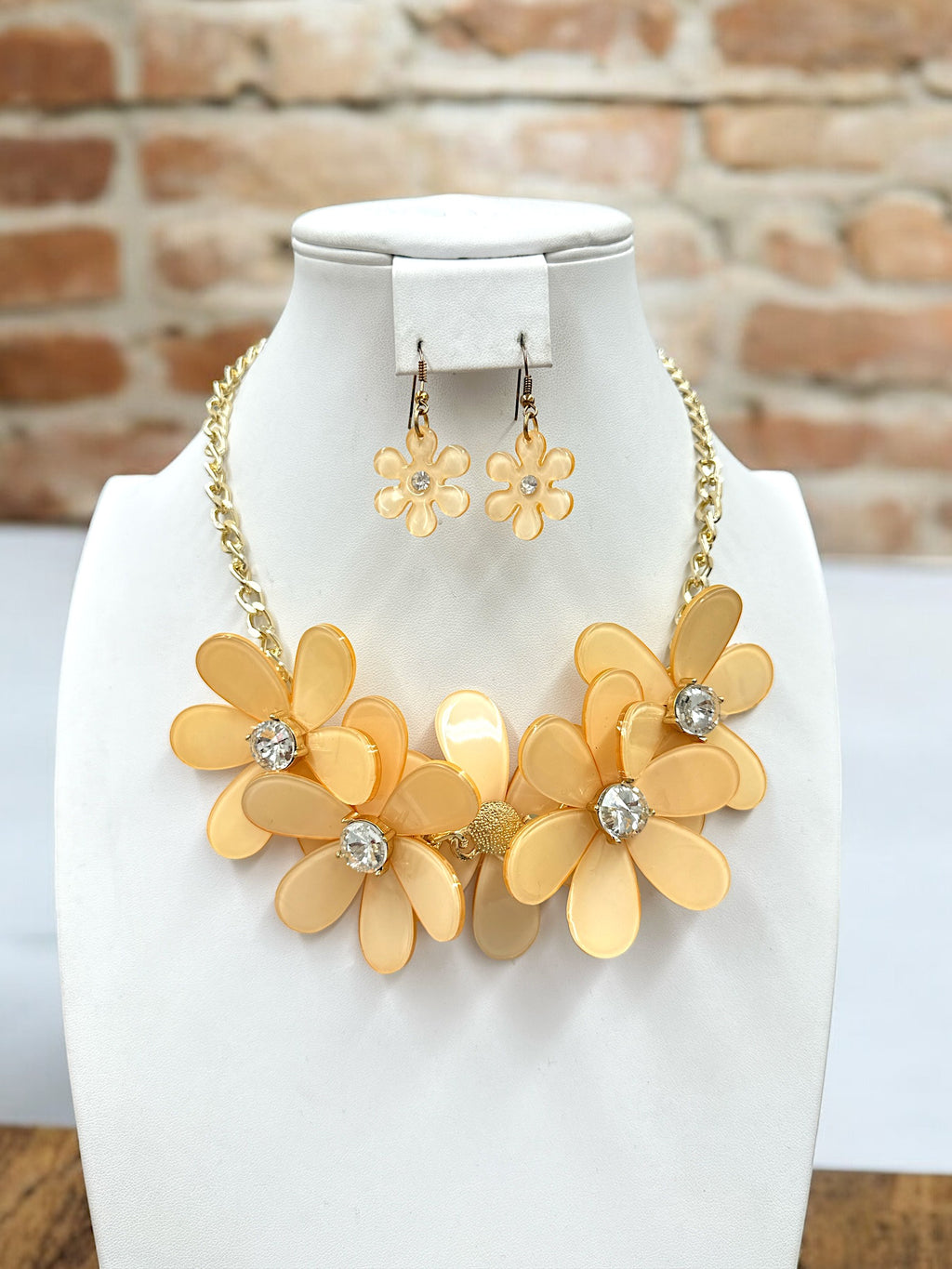 Cluster Floral Gem Accent Necklace Set