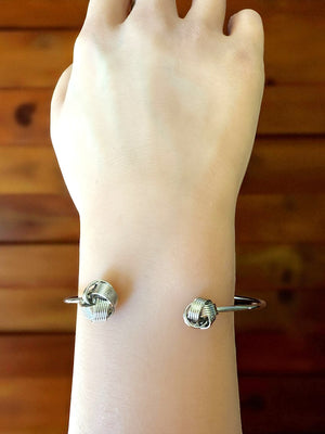 Double Knot Tip Bangle Bracelet