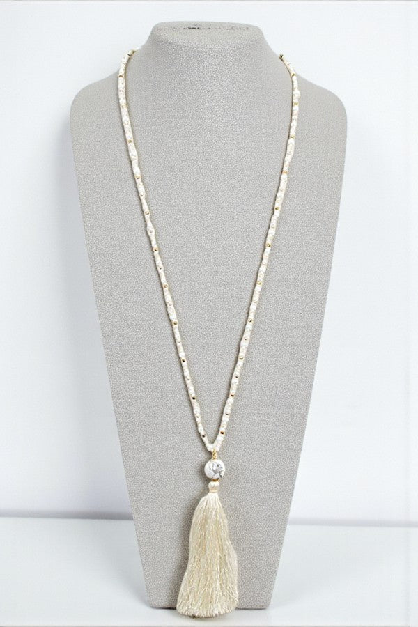 ELONGATED BEADED TASSEL PENDANT NECKLACE