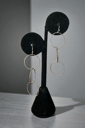 THIN WIRE TRIPLE RING DANGLE EARRING