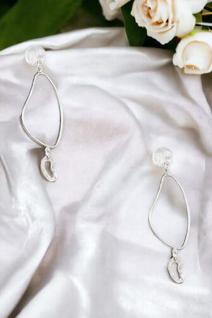 Cut Out Dangle Shape Earring