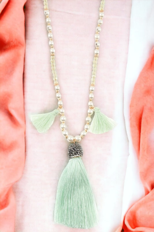 Oblong Pearl Bead Tassel Pendant Necklace