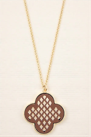 CLOVER FRAMED CUT OUT PENDANT NECKLACE SET